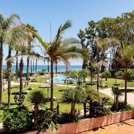 Ct 240 - Beachfront Apartment -Don Juan Манилва Экстерьер фото